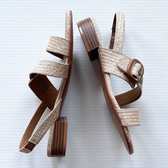 Naturalizer Meesha Sandal in Raffia in 7.5 - Picture 2 of 4